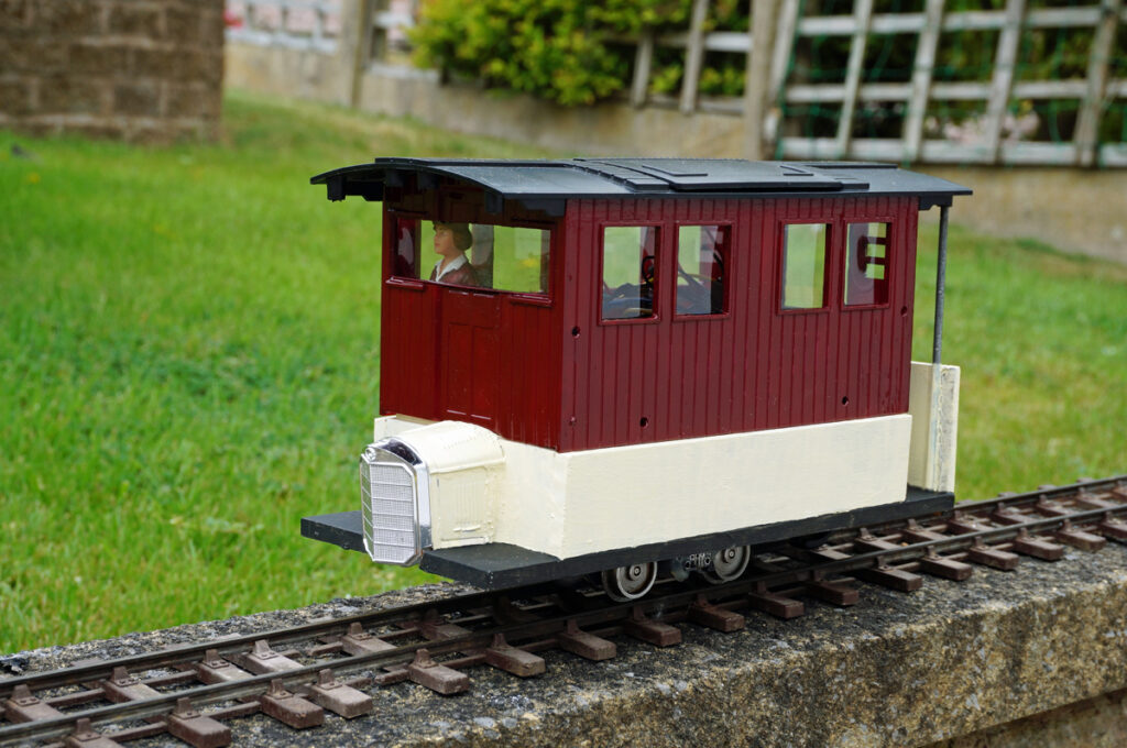 Railbus: 16 Tally Ho!